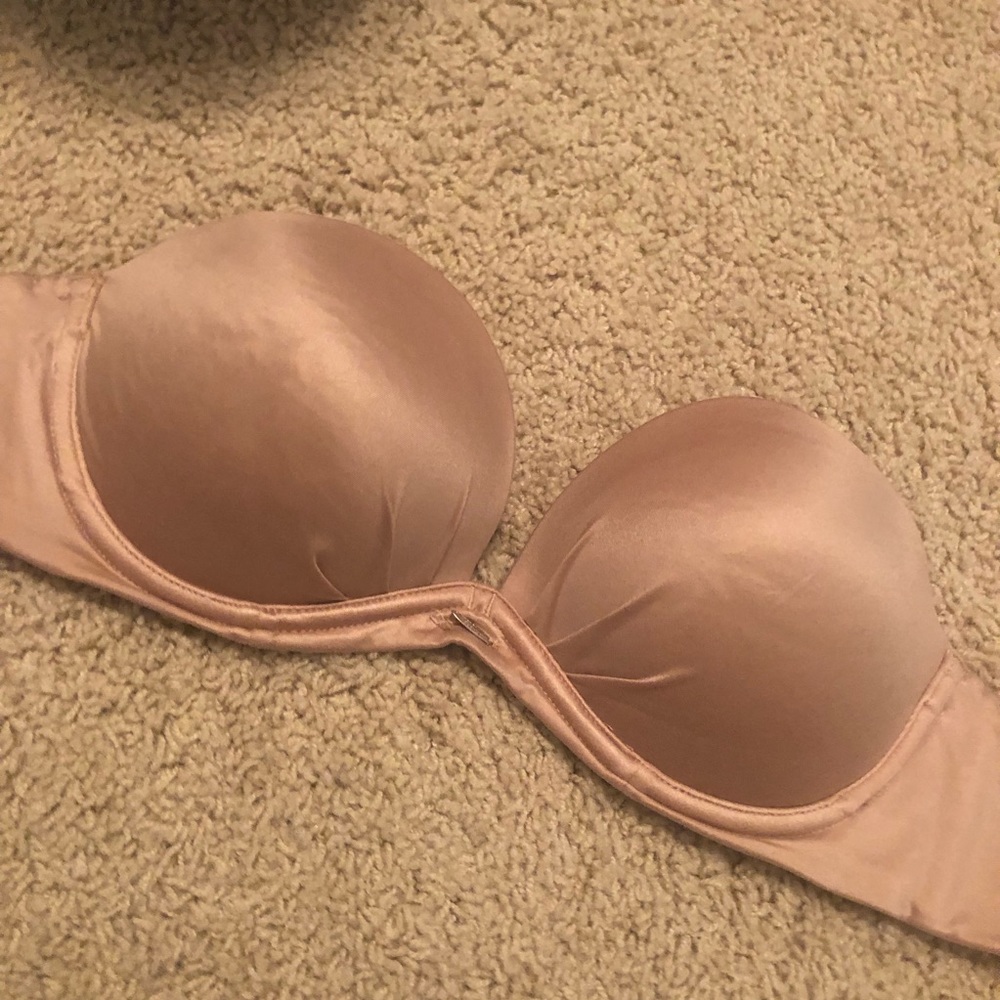 Victoria’s Secret Nude Strapless Bra